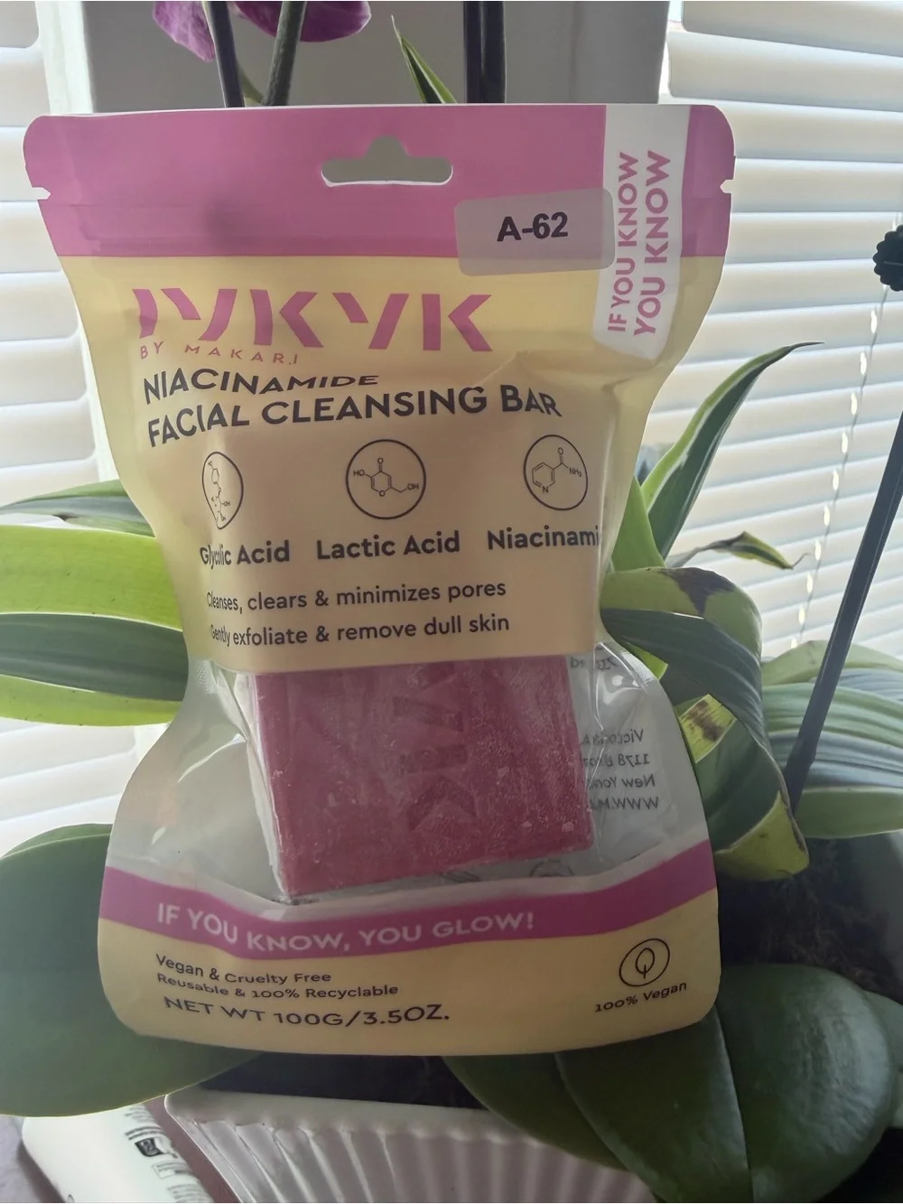 Niacinamide Facial Cleansing Bar - Pink